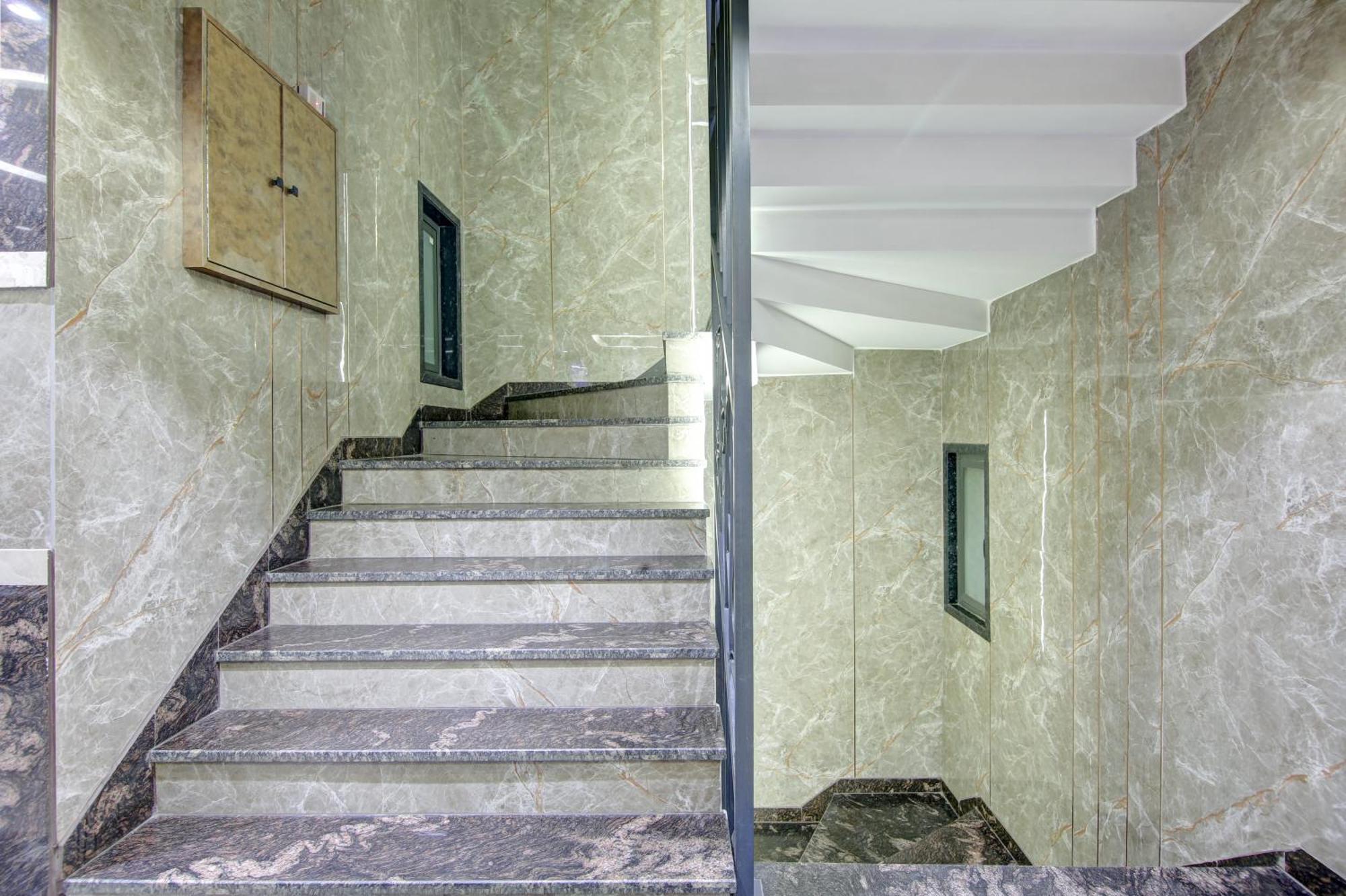 Hotel Uptown - 1Km Connaught Place New Delhi Exterior photo